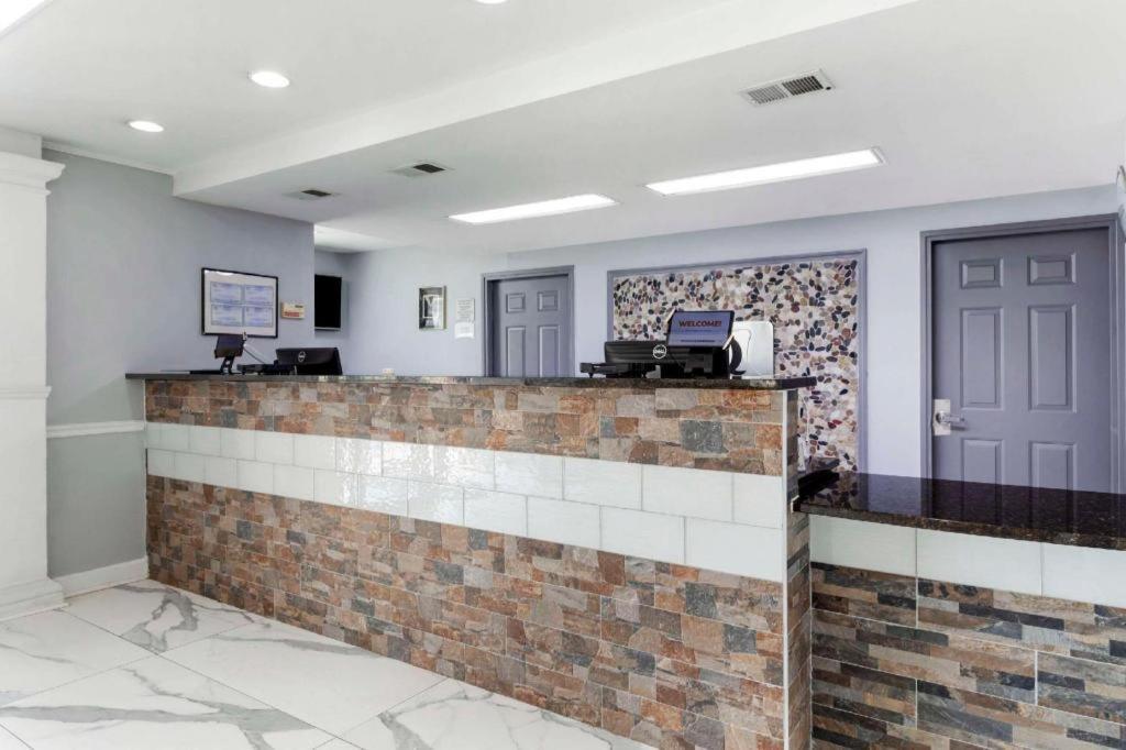 Quality Inn Оук-Ридж Екстер'єр фото